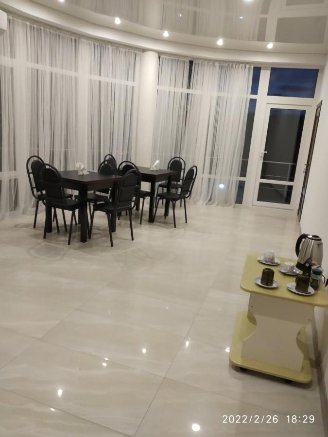 Hotel Paulina Falesti Exterior foto